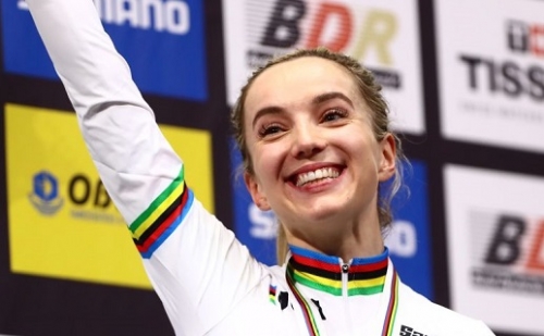 Várandósan nyert olimpiai ezüstérmet a kerékpáros