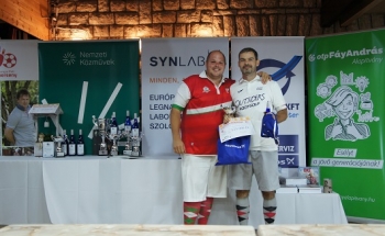 Flink a vb-n, közel 400 ezer a Szeretetbank számláján